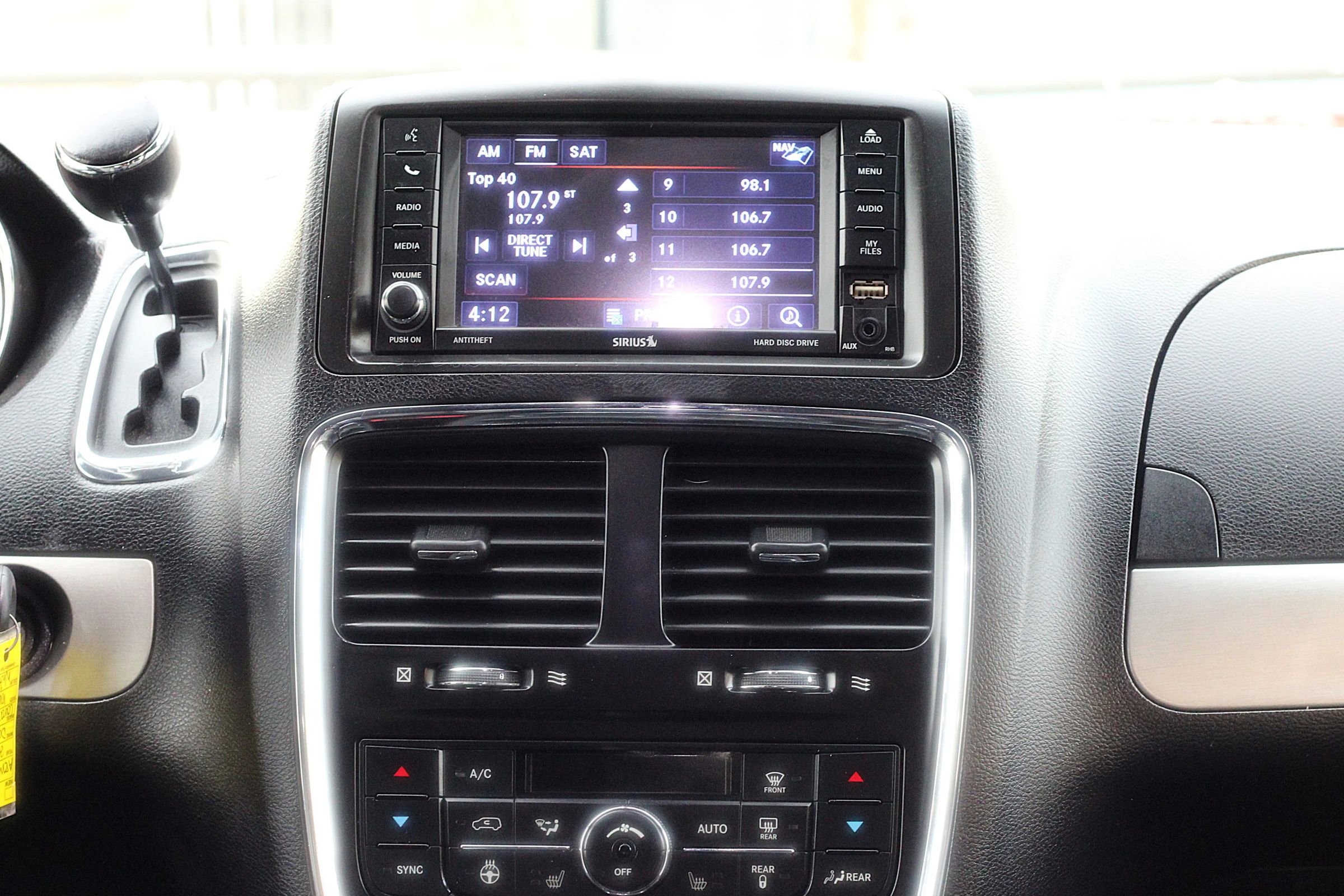 Used 2019 Dodge Grand Caravan GT image 19