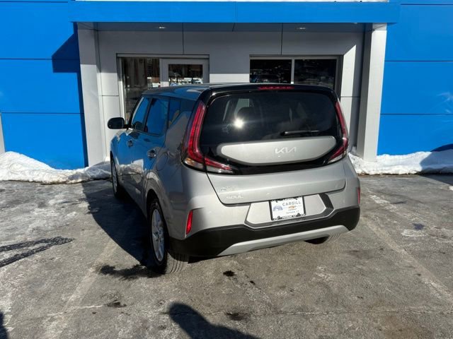 Used 2023 Kia Soul LX w/ LX Technology Package image 6