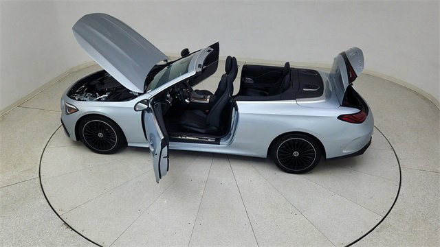 Used 2025 Mercedes-Benz CLE 300 4MATIC Cabriolet image 87