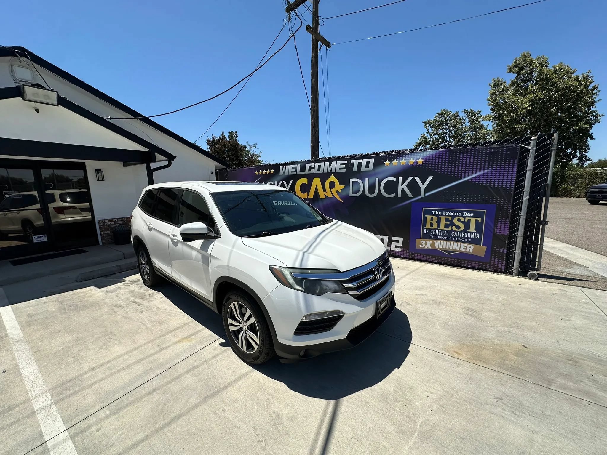 Used 2017 Honda Pilot EX-L image 2