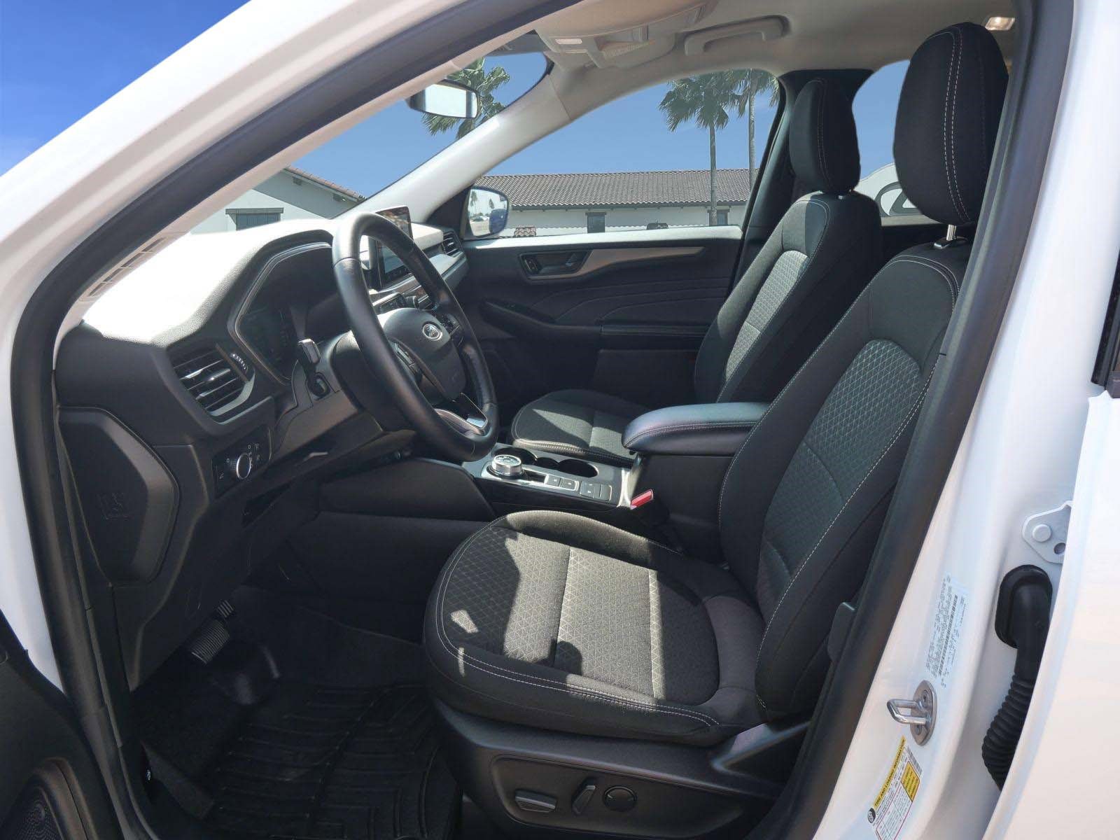 Used 2024 Ford Escape Active image 19