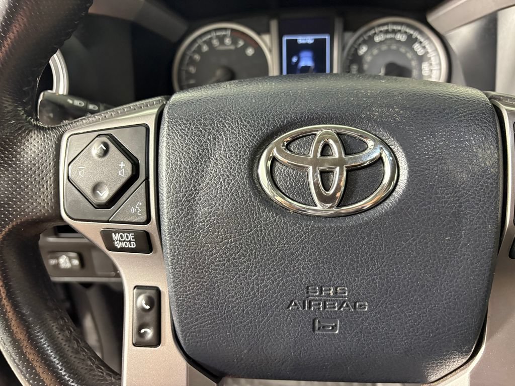 Used 2017 Toyota Tacoma SR5 w/ Tow Package AWD/4WD image 22