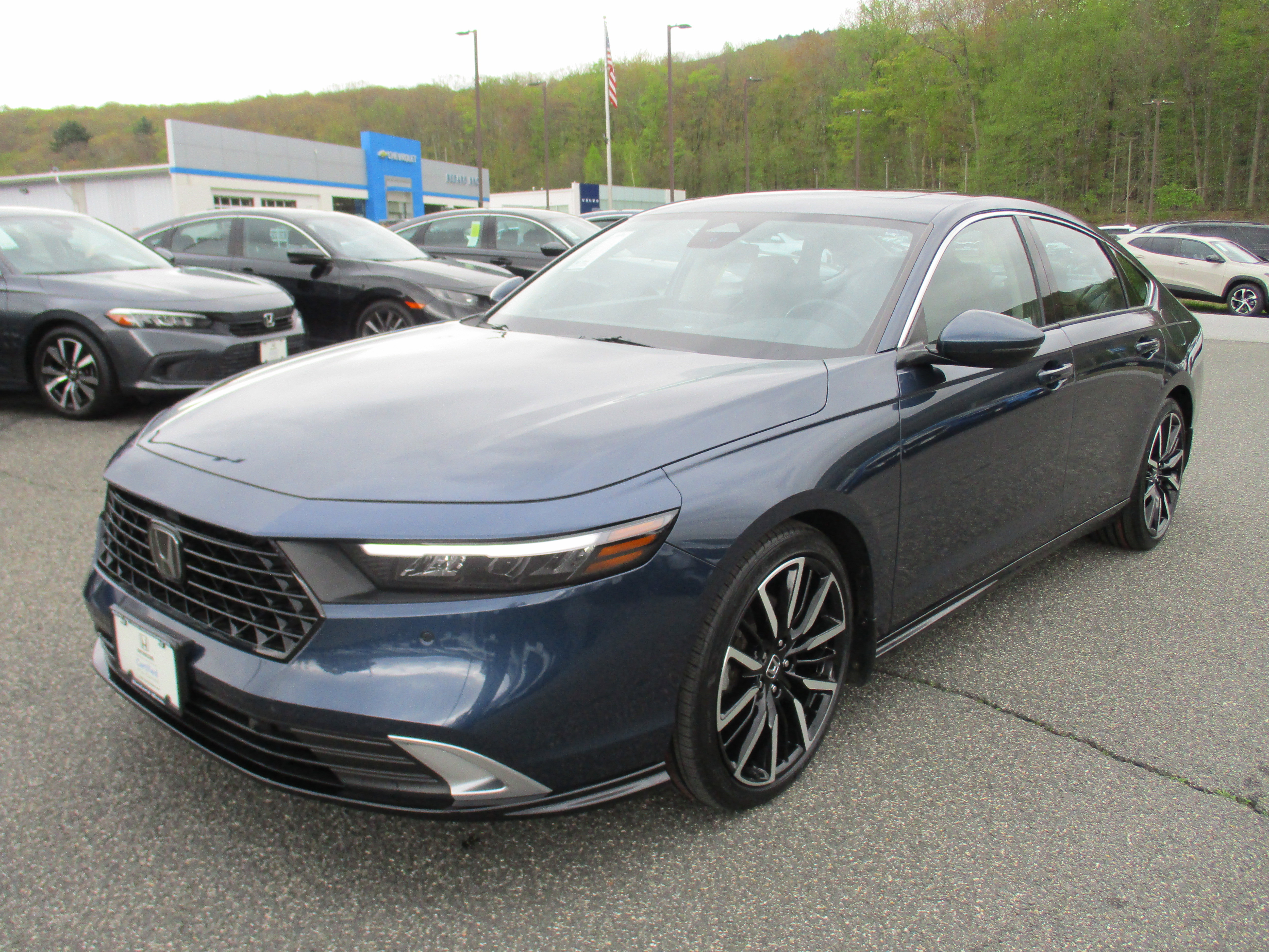 Certified 2023 Honda Accord Touring image 1