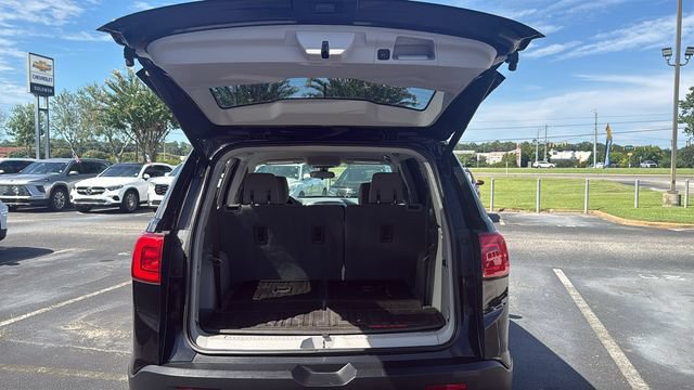 Used 2019 GMC Acadia SLE w/ LPO, Floor Liner Package FWD image 10