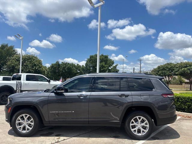 Certified 2023 Jeep Grand Cherokee L Limited AWD/4WD image 8