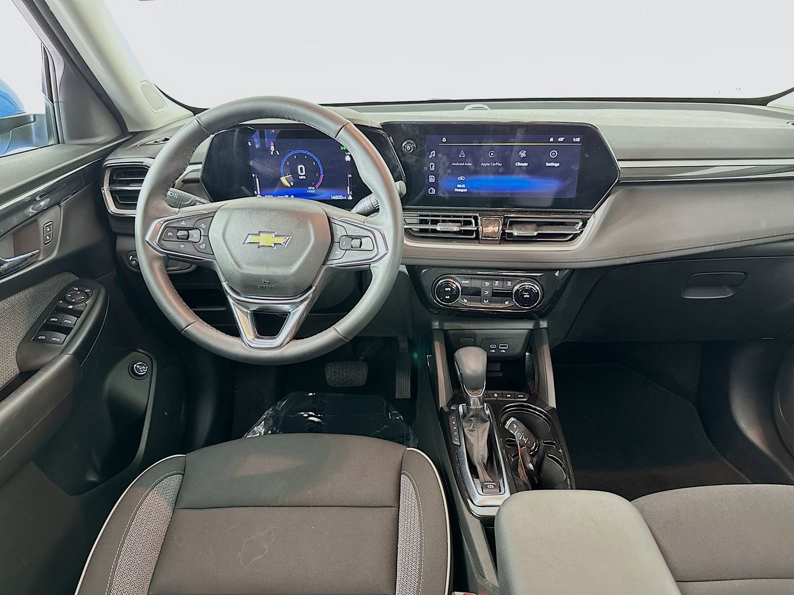 Used 2024 Chevrolet TrailBlazer LT w/ Convenience Package image 22