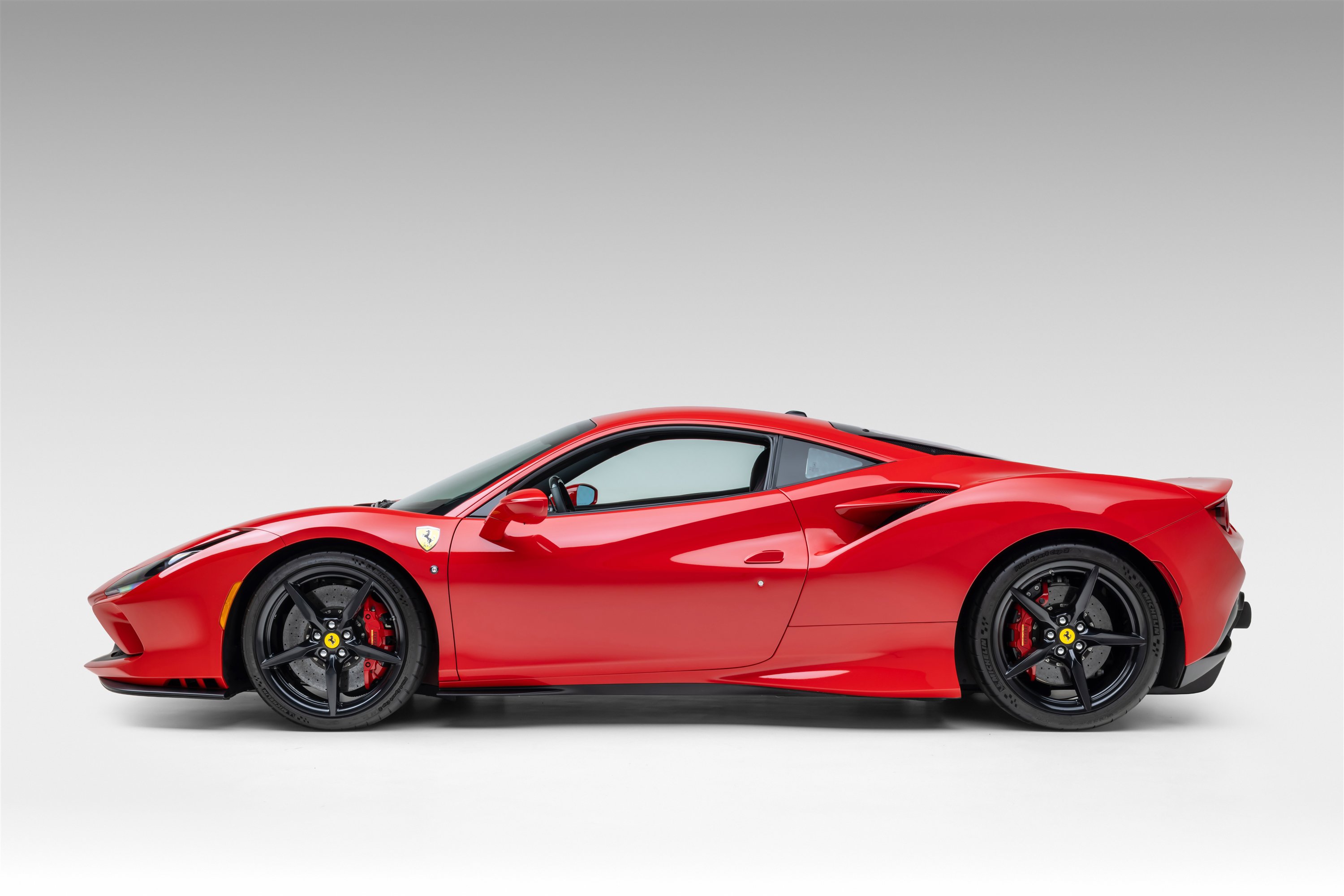 Certified 2020 Ferrari F8 Tributo image 6