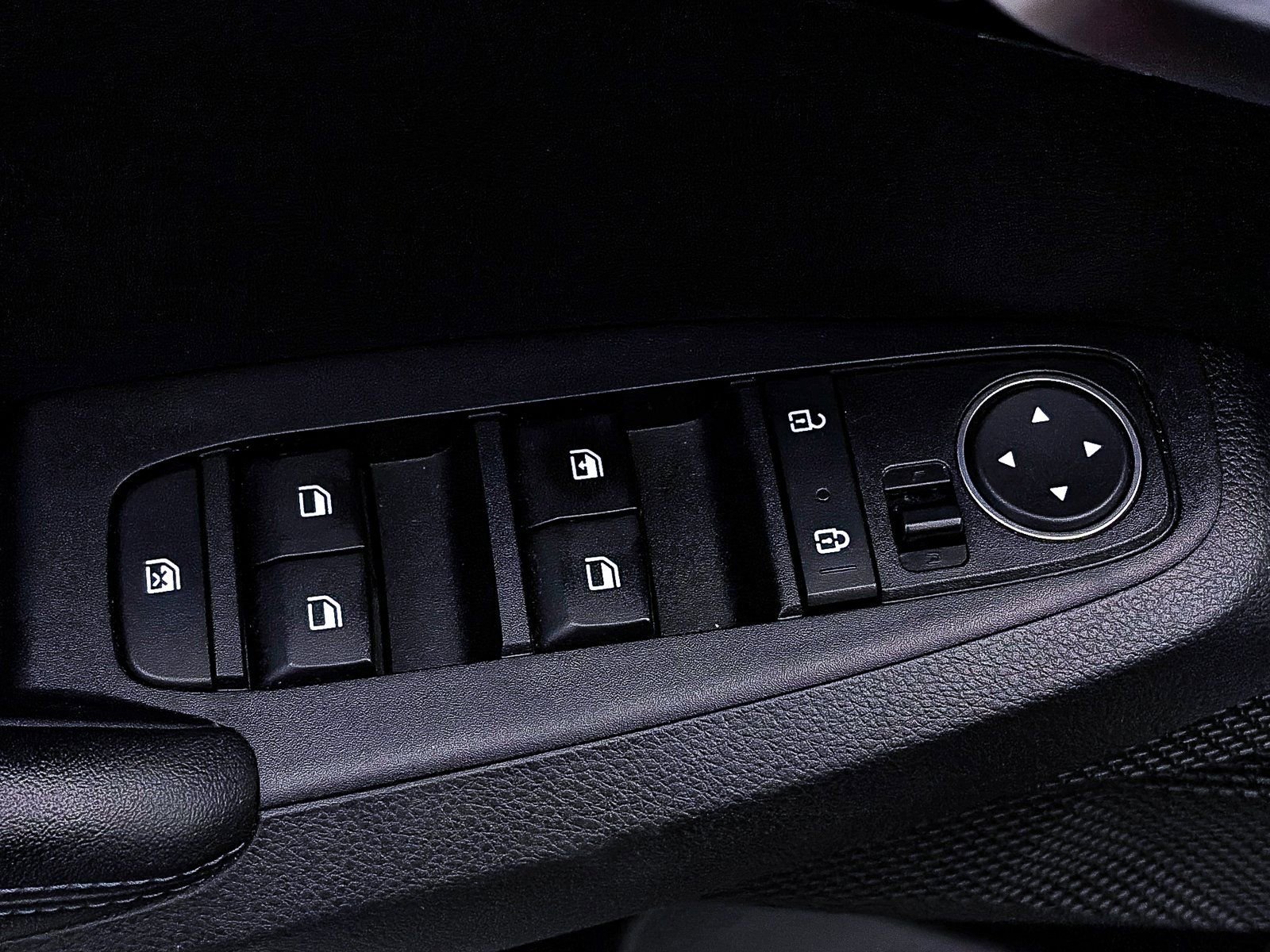 Used 2021 Kia Seltos S image 15