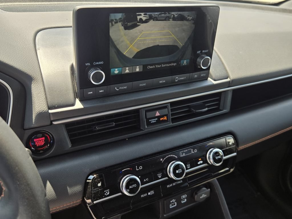 Certified 2025 Honda Pilot Sport image 19