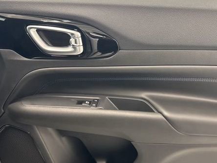 New 2026 Jeep Compass Latitude image 20