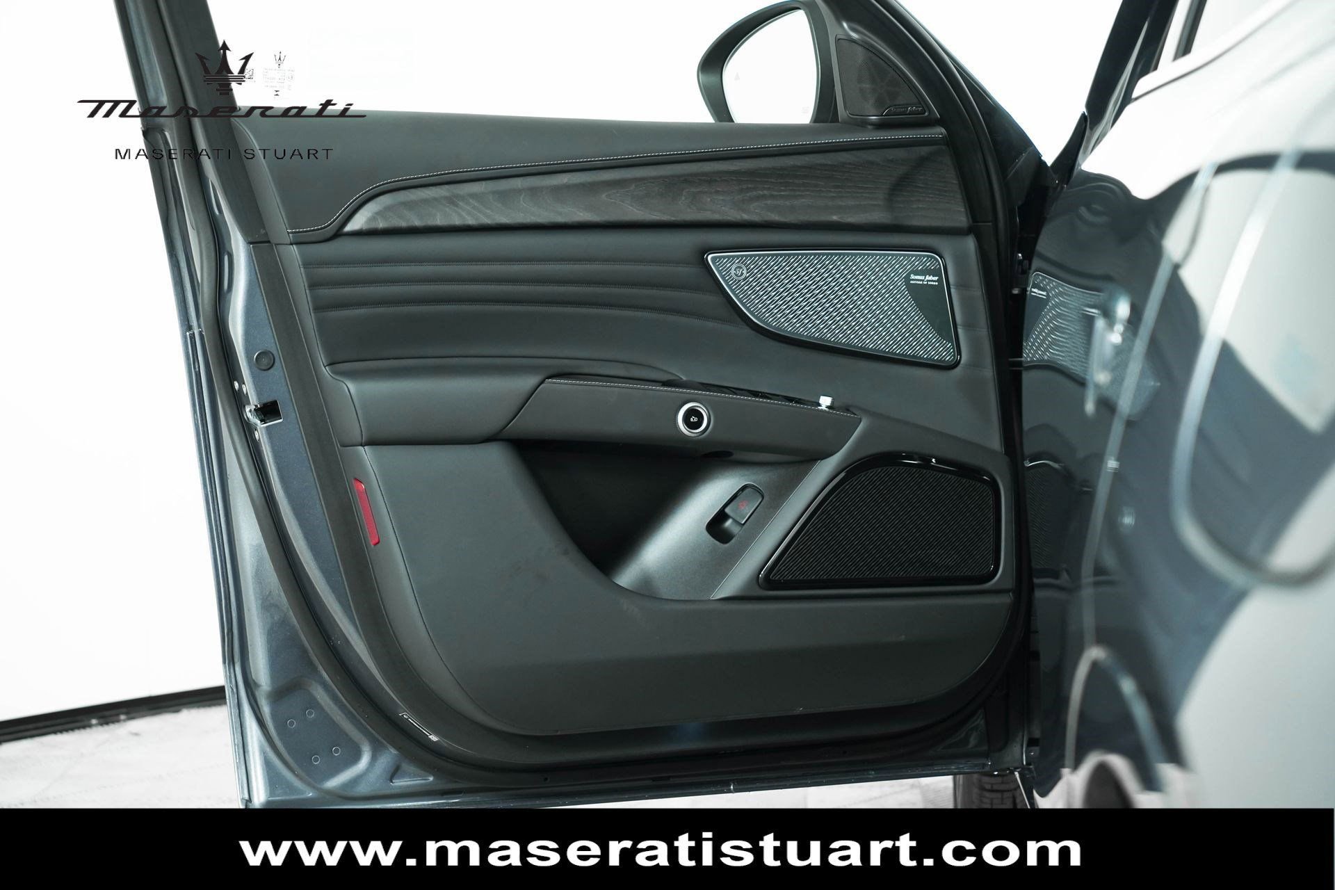 New 2025 Maserati Grecale GT image 25