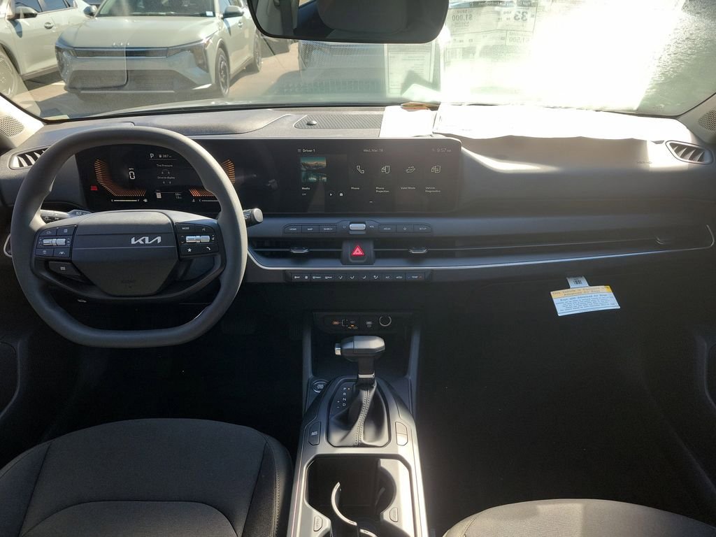 New 2026 Kia K4 LXS image 16