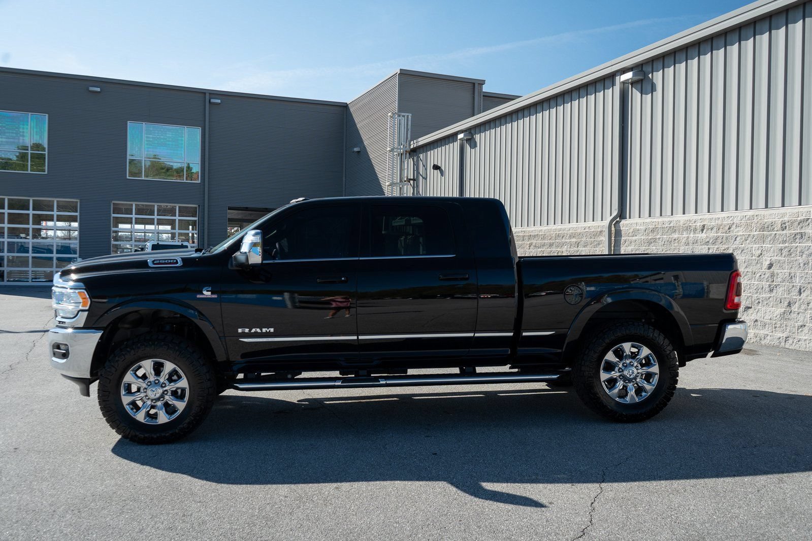 Used 2024 RAM 2500 Limited AWD/4WD image 12