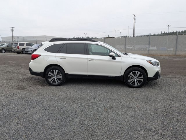 Used 2019 Subaru Outback 3.6R Limited w/ Popular Package #2 image 4
