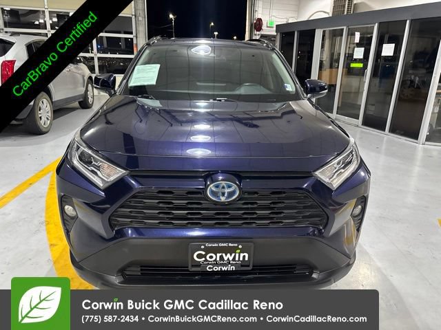 Used 2019 Toyota RAV4 XLE w/ Carpet Mat Package AWD/4WD image 2