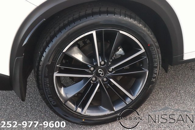 Used 2023 INFINITI QX50 Sport image 8