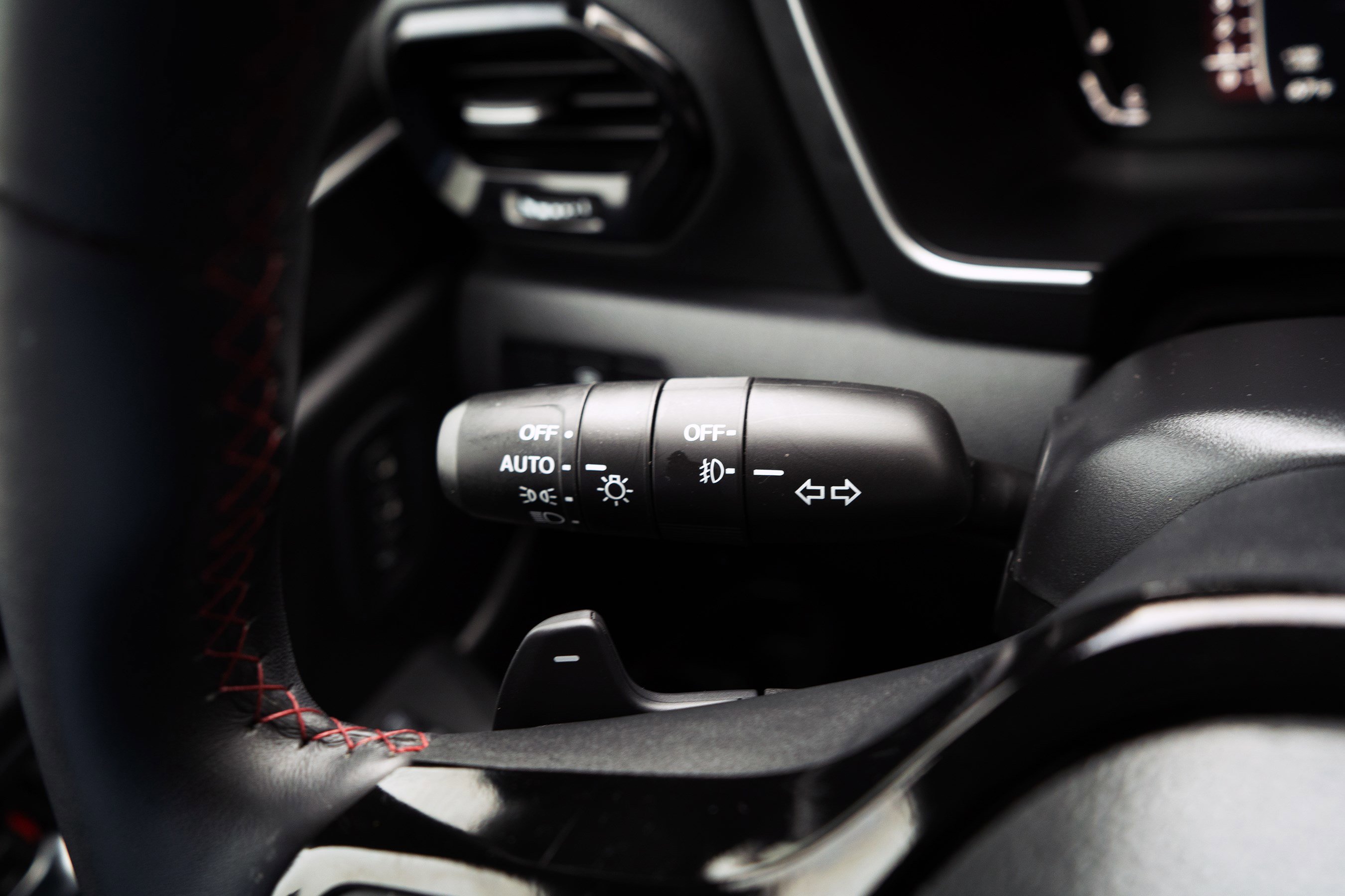 Used 2025 Honda Pilot Black Edition image 24