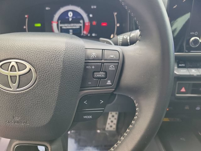 Used 2025 Toyota Camry SE FWD image 23