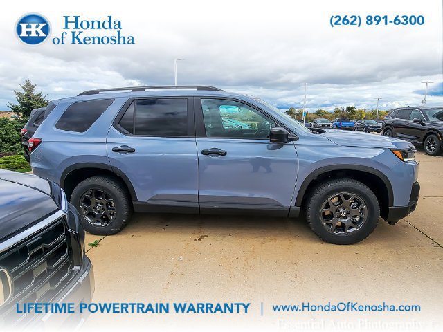 New 2026 Honda Pilot TrailSport image 4