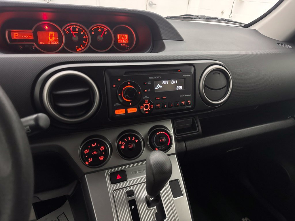 Used 2012 Scion xB FWD image 14