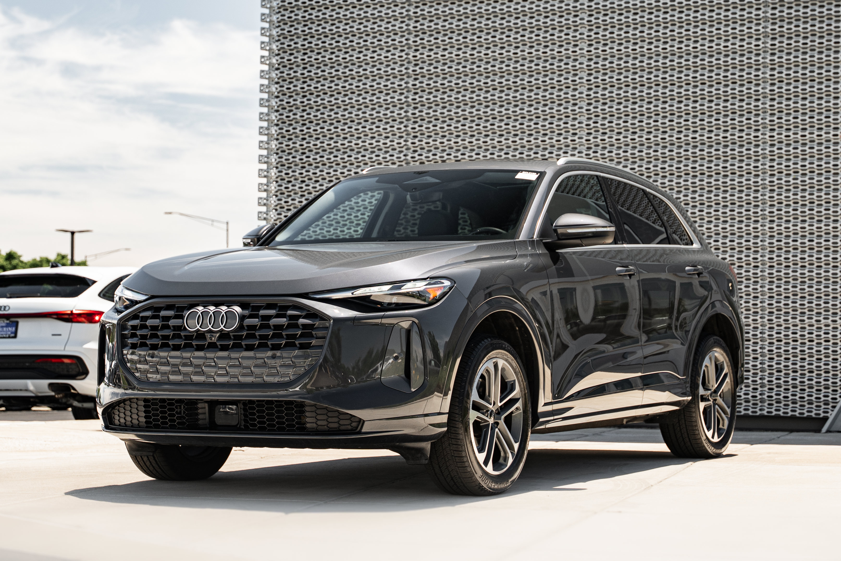 Certified 2025 Audi Q5 Premium w/ Convenience Package AWD/4WD image 7