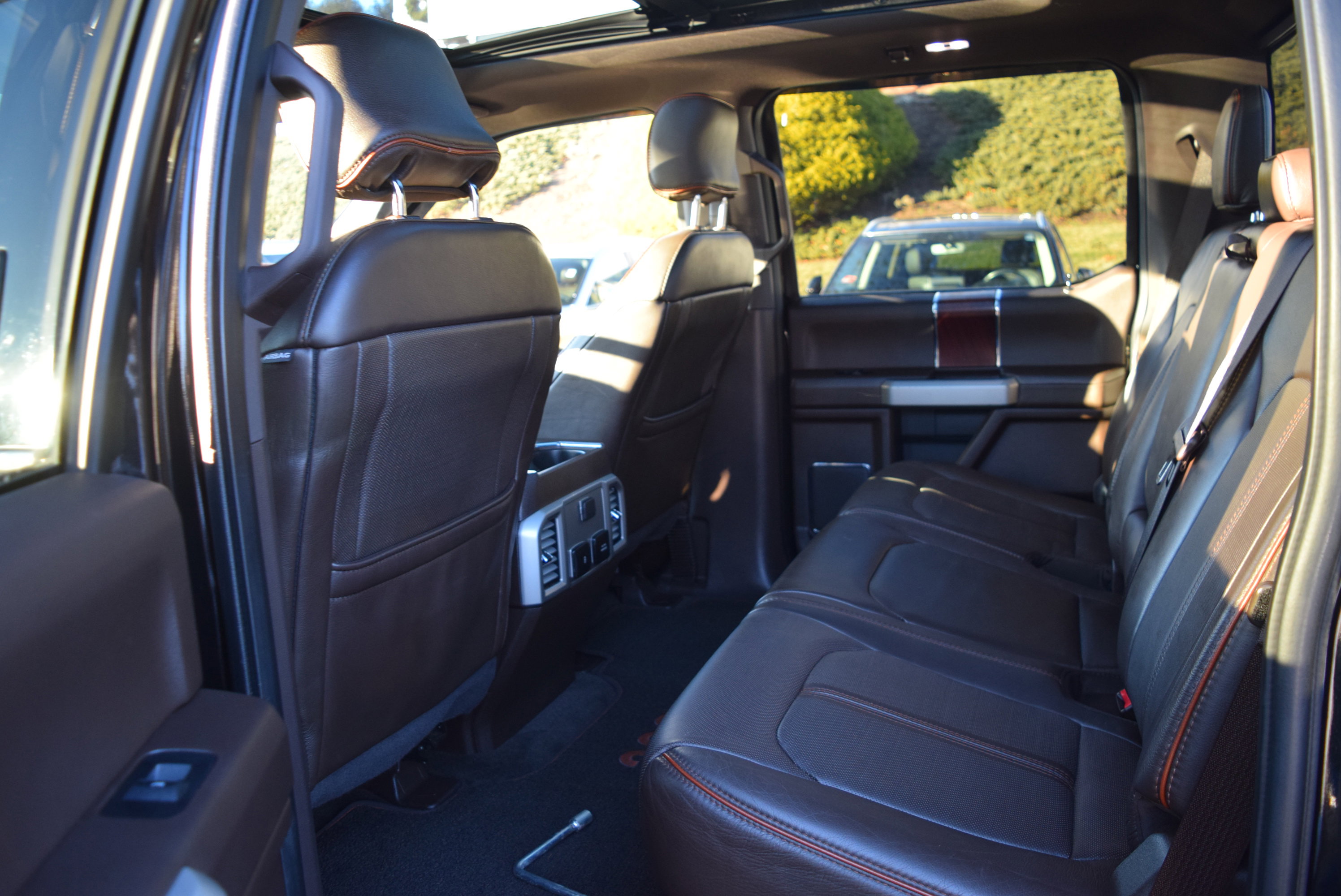 Used 2017 Ford F350 King Ranch w/ King Ranch Ultimate Package image 10