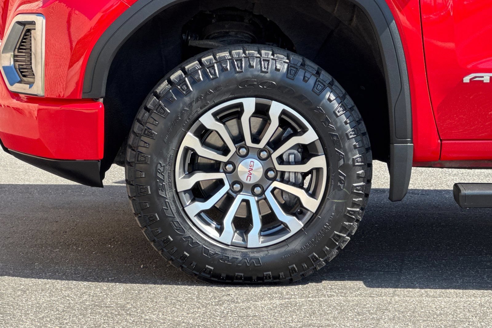 Certified 2021 GMC Sierra 1500 AT4 w/ AT4 Preferred Package AWD/4WD image 26