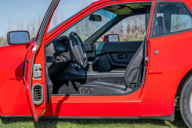 Used 1988 Porsche 944 Turbo image 77