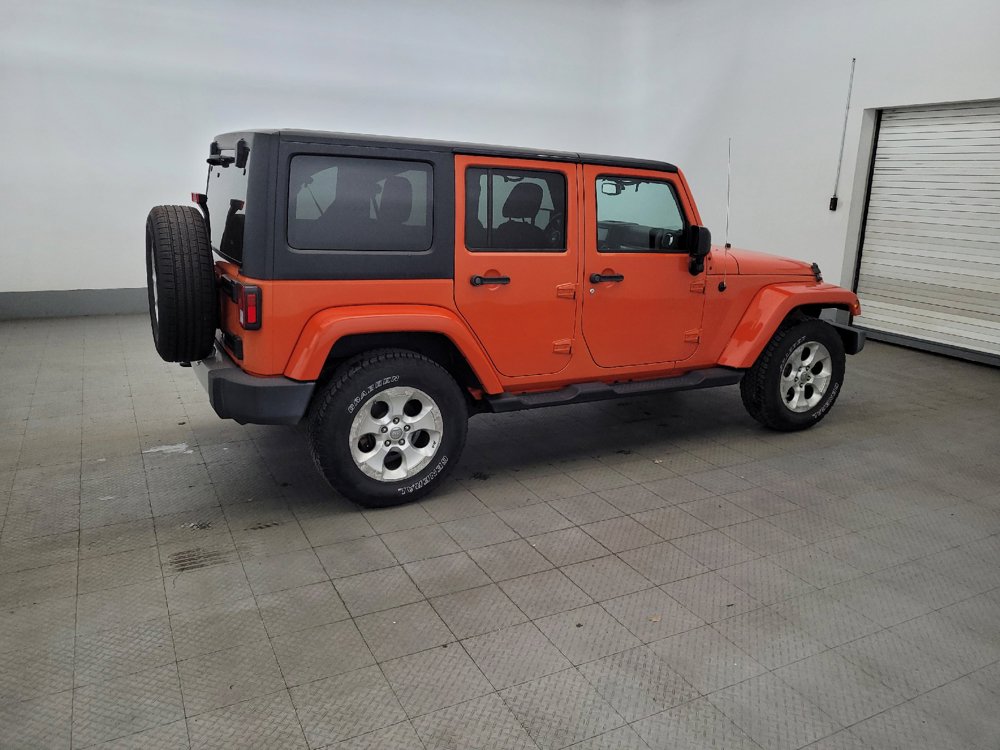 Used 2015 Jeep Wrangler Unlimited Sahara w/ Dual Top Group AWD/4WD image 10