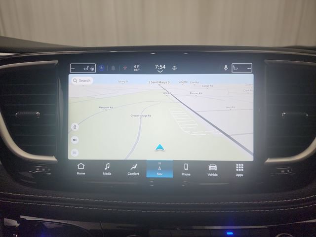 New 2026 Chrysler Pacifica Limited image 21