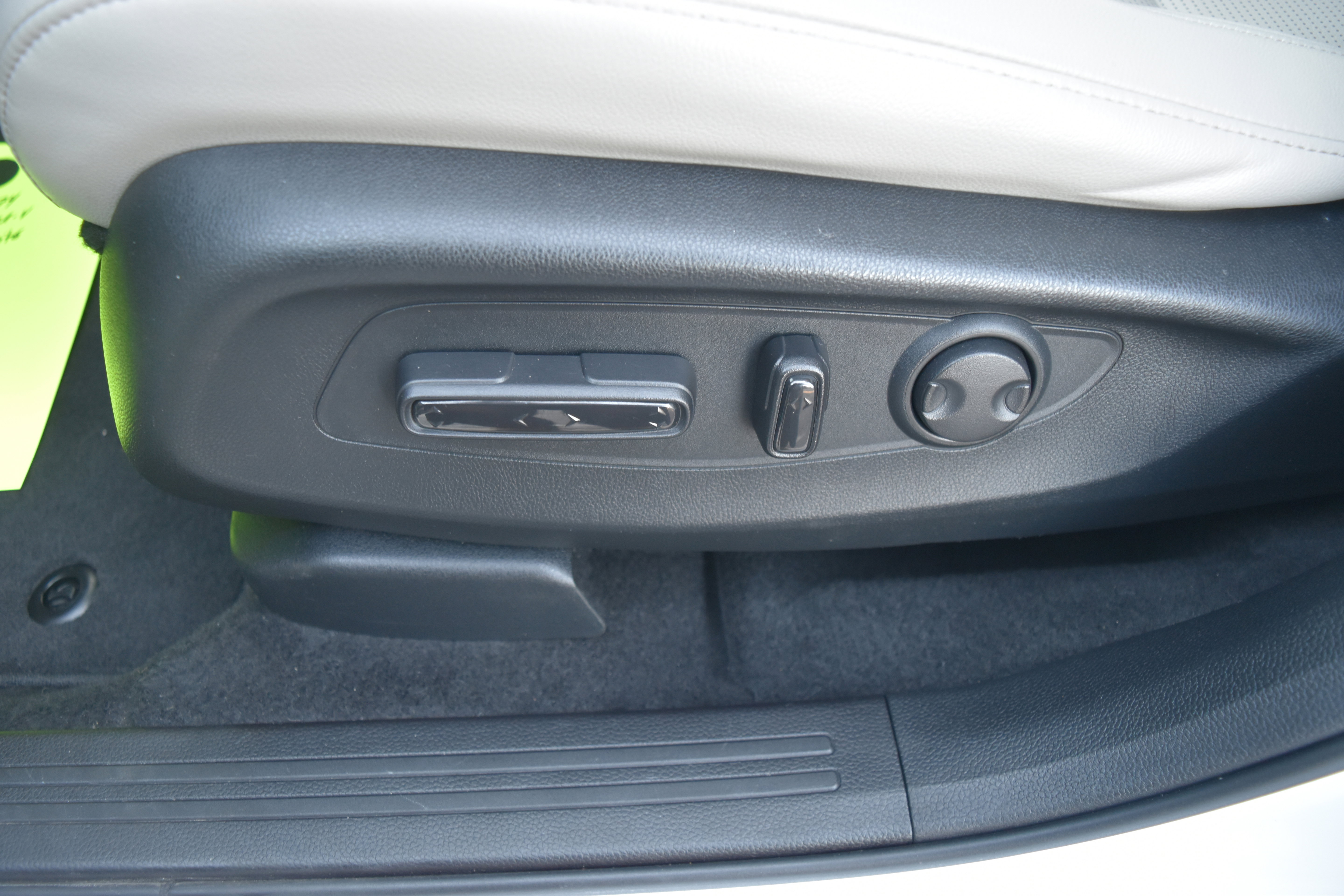 Certified 2023 Honda CR-V EX-L image 14