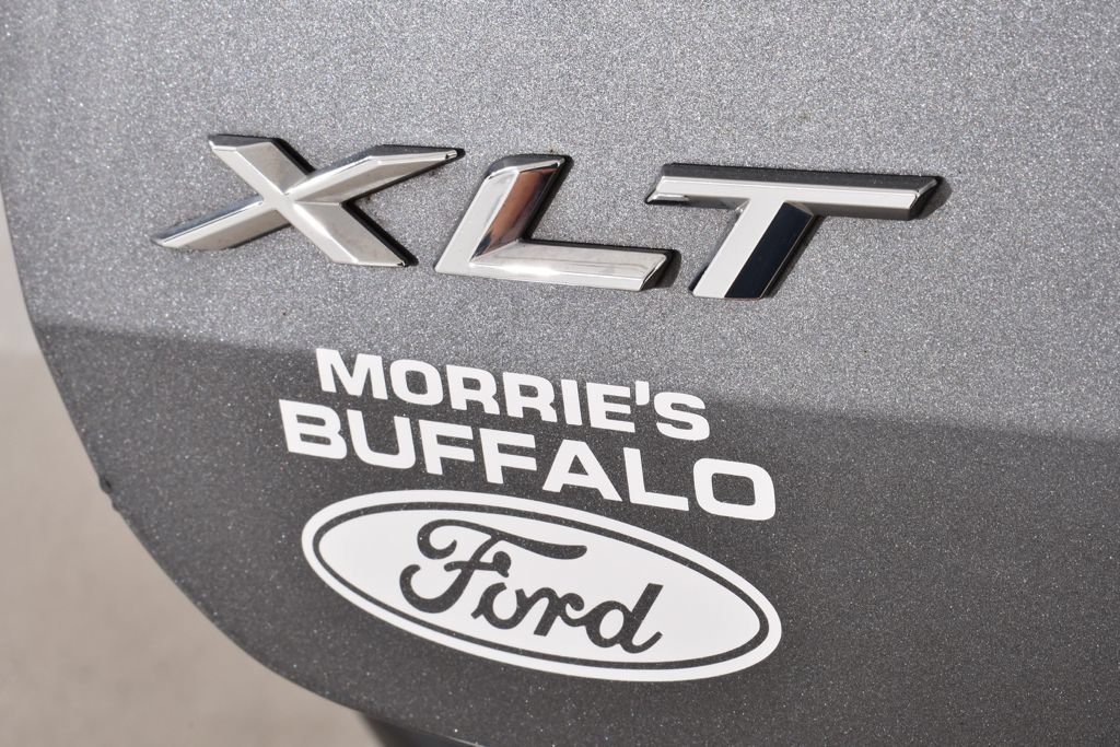 Used 2022 Ford Explorer XLT w/ Equipment Group 202A AWD/4WD image 23