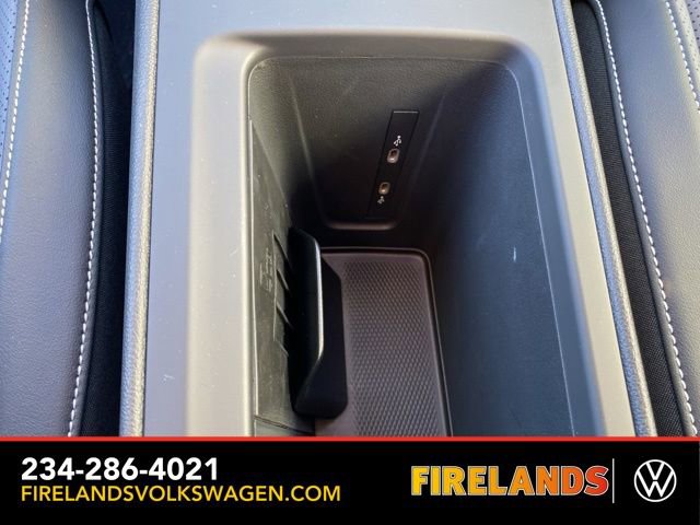 New 2025 Volkswagen Tiguan SE image 39