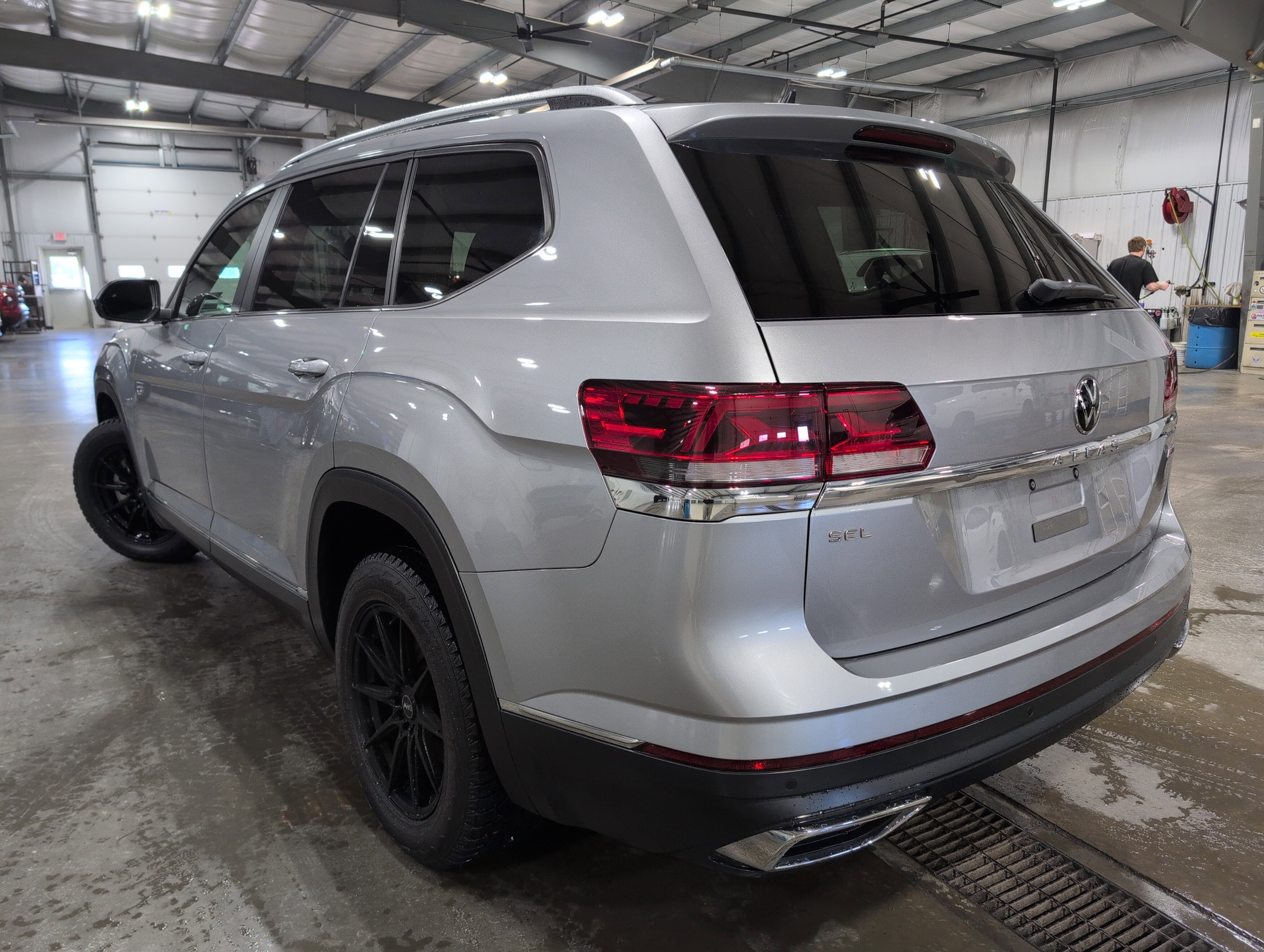 Used 2022 Volkswagen Atlas SEL image 4