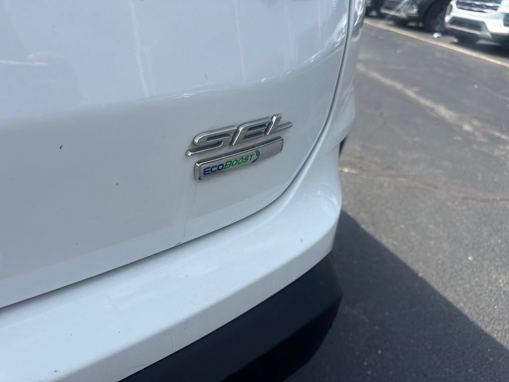 Used 2019 Ford Edge SEL w/ Equipment Group 201A AWD/4WD image 12