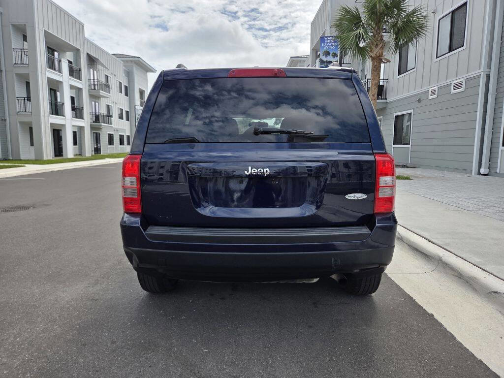 Used 2015 Jeep Patriot High Altitude image 7