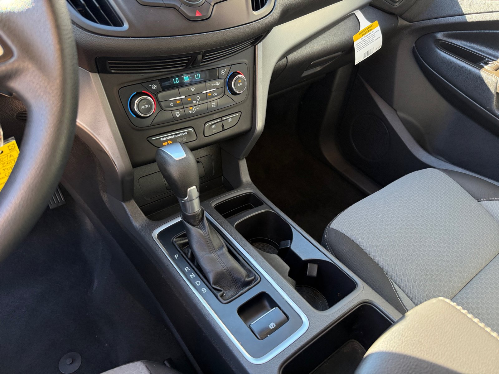 Used 2017 Ford Escape SE FWD image 13