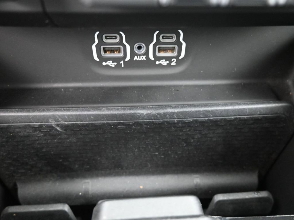 Used 2020 RAM 1500 Laramie w/ Sport Appearance Package image 13