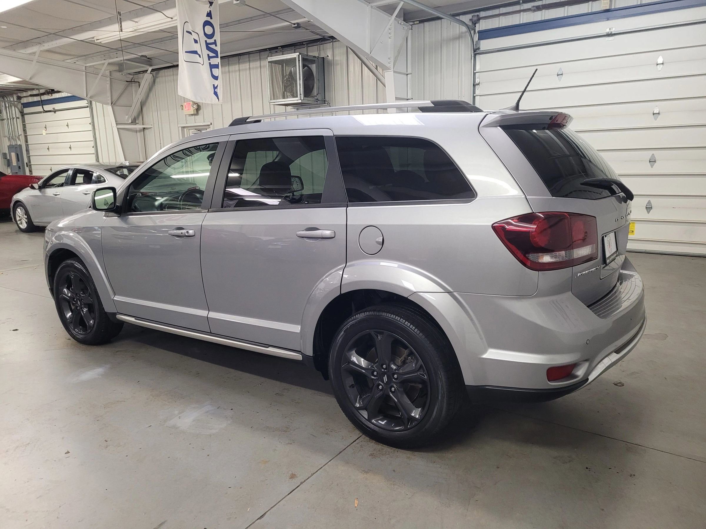 Used 2020 Dodge Journey Crossroad image 4