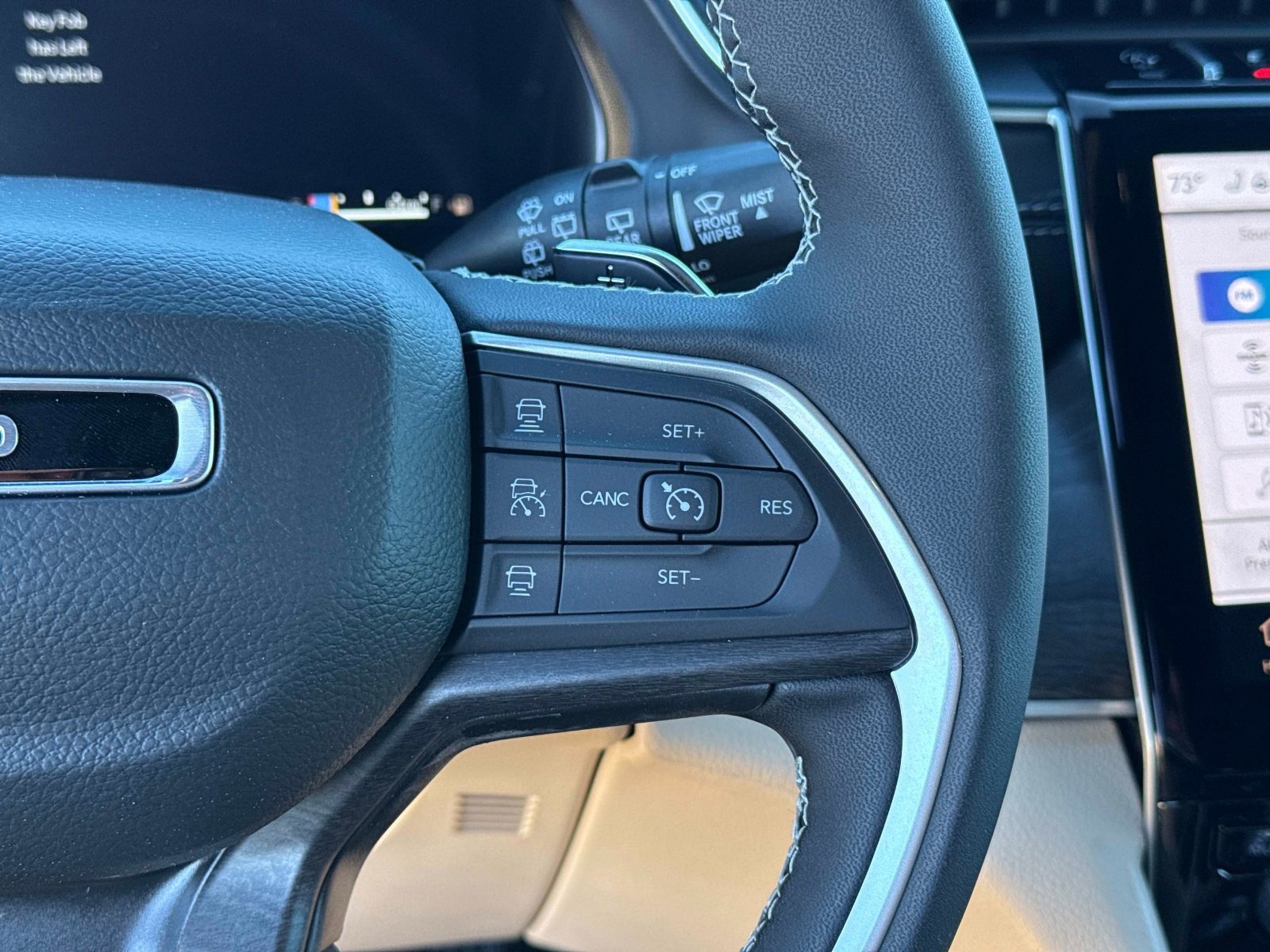 New 2025 Jeep Grand Cherokee Limited AWD/4WD image 30