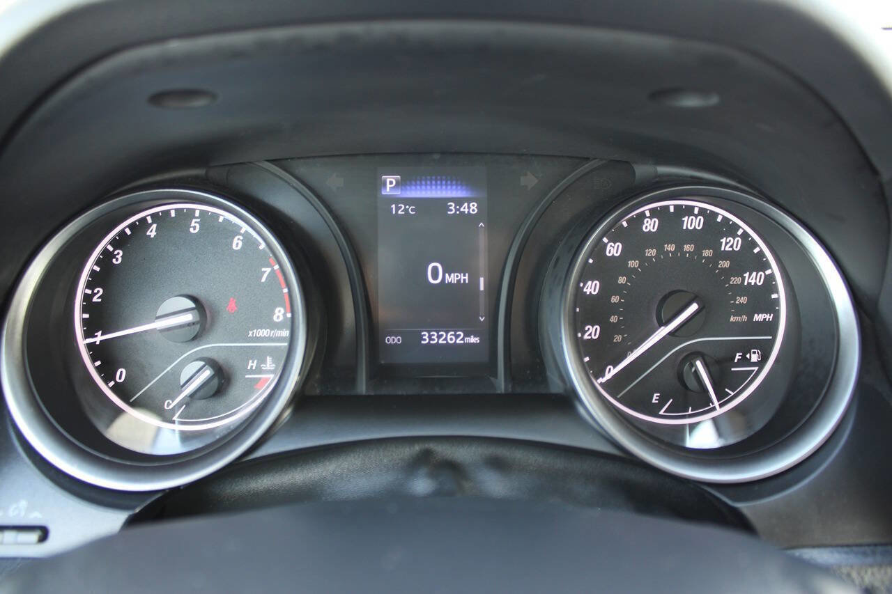 Used 2024 Toyota Camry SE FWD image 12