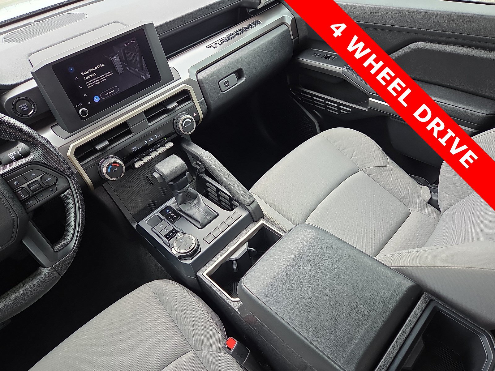 Used 2025 Toyota Tacoma SR5 AWD/4WD image 12