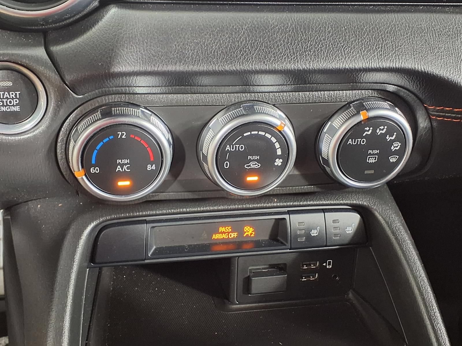 Used 2023 MAZDA MX-5 Miata Grand Touring RWD image 17