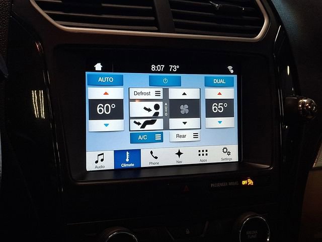 Used 2017 Ford Explorer XLT w/ Equipment Group 201A AWD/4WD image 17