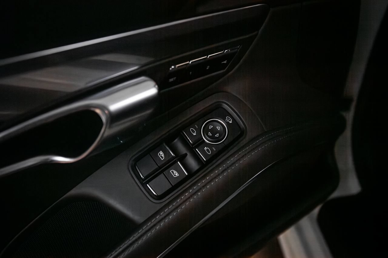 Used 2023 Porsche 718 Boxster S RWD image 20