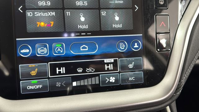 Certified 2025 Subaru Outback Premium image 31