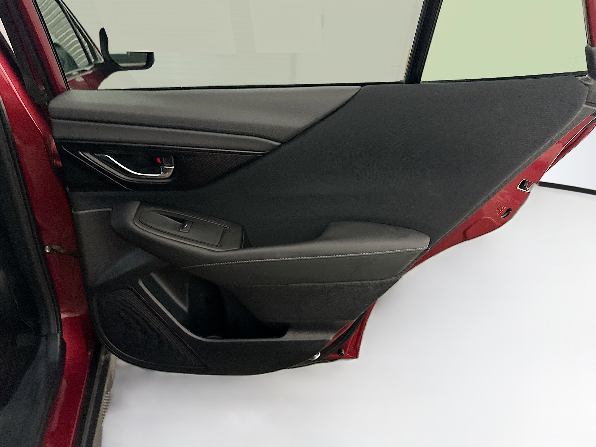 Used 2025 Subaru Outback Premium image 33