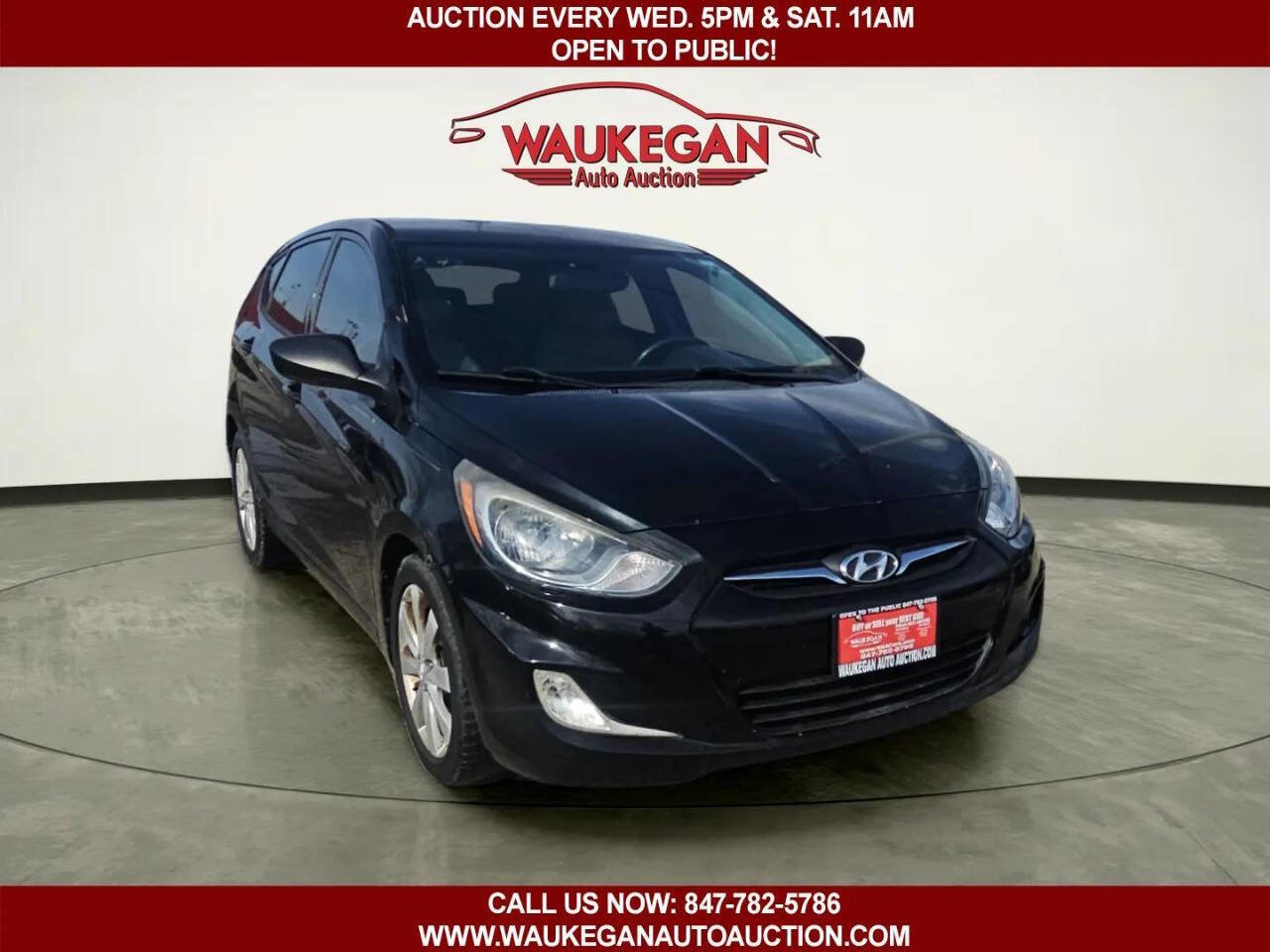 Used 2012 Hyundai Accent SE image 3