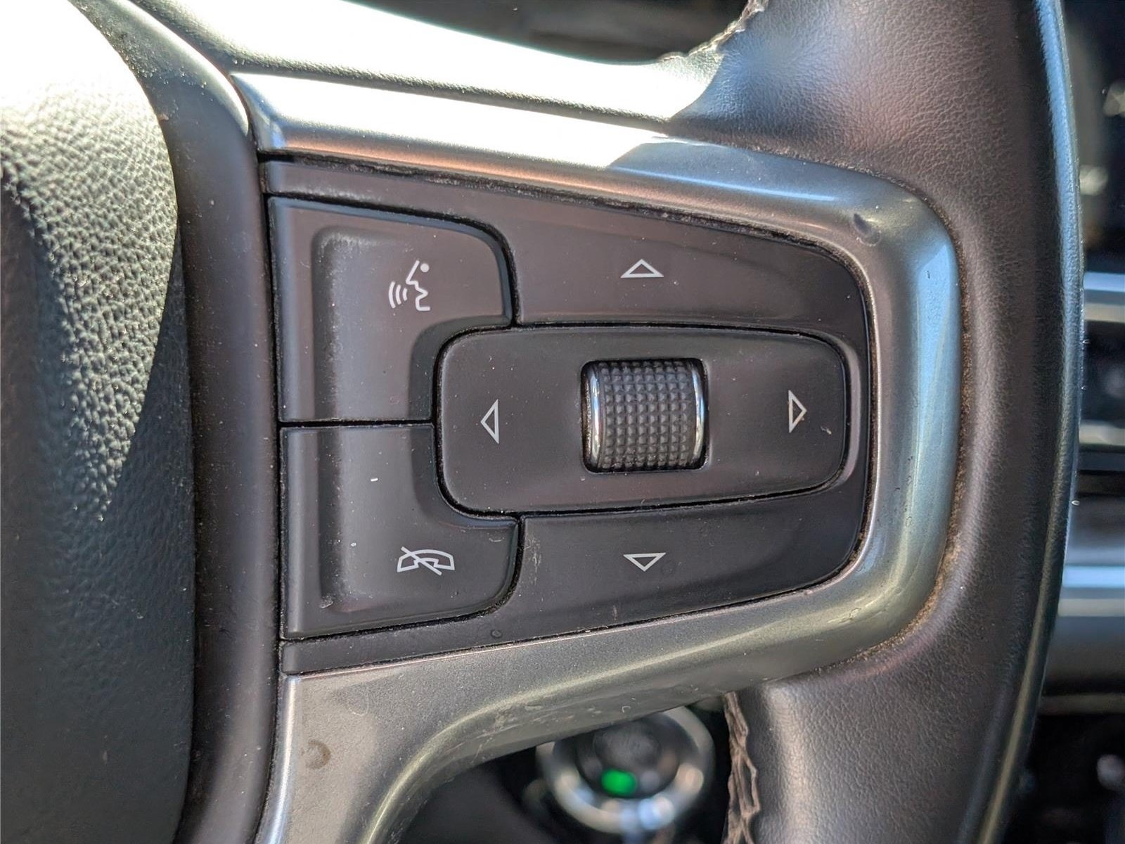Used 2025 Chevrolet Silverado 3500 LT w/ Safety Package AWD/4WD image 21