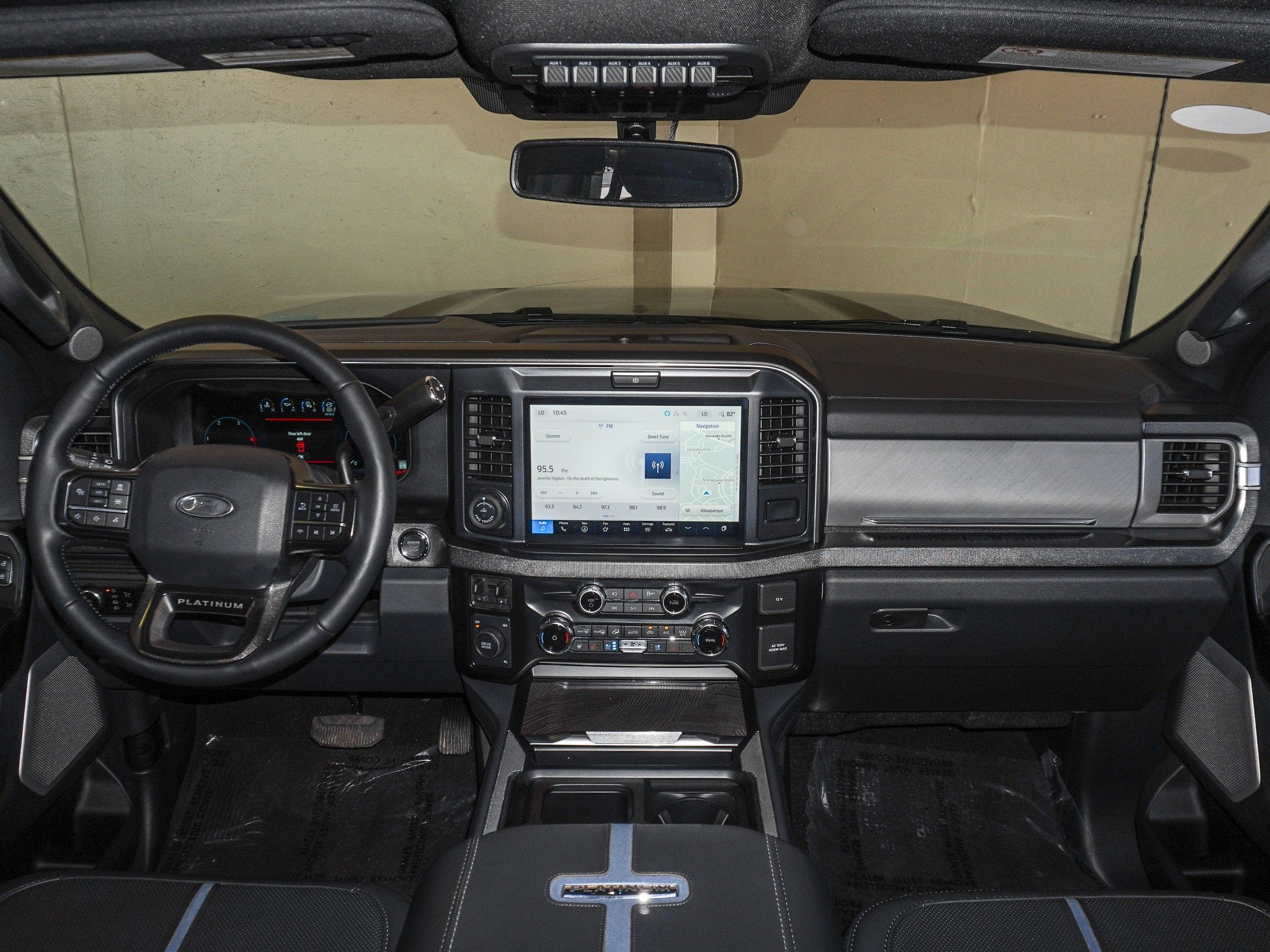 Used 2025 Ford F450 Platinum image 25